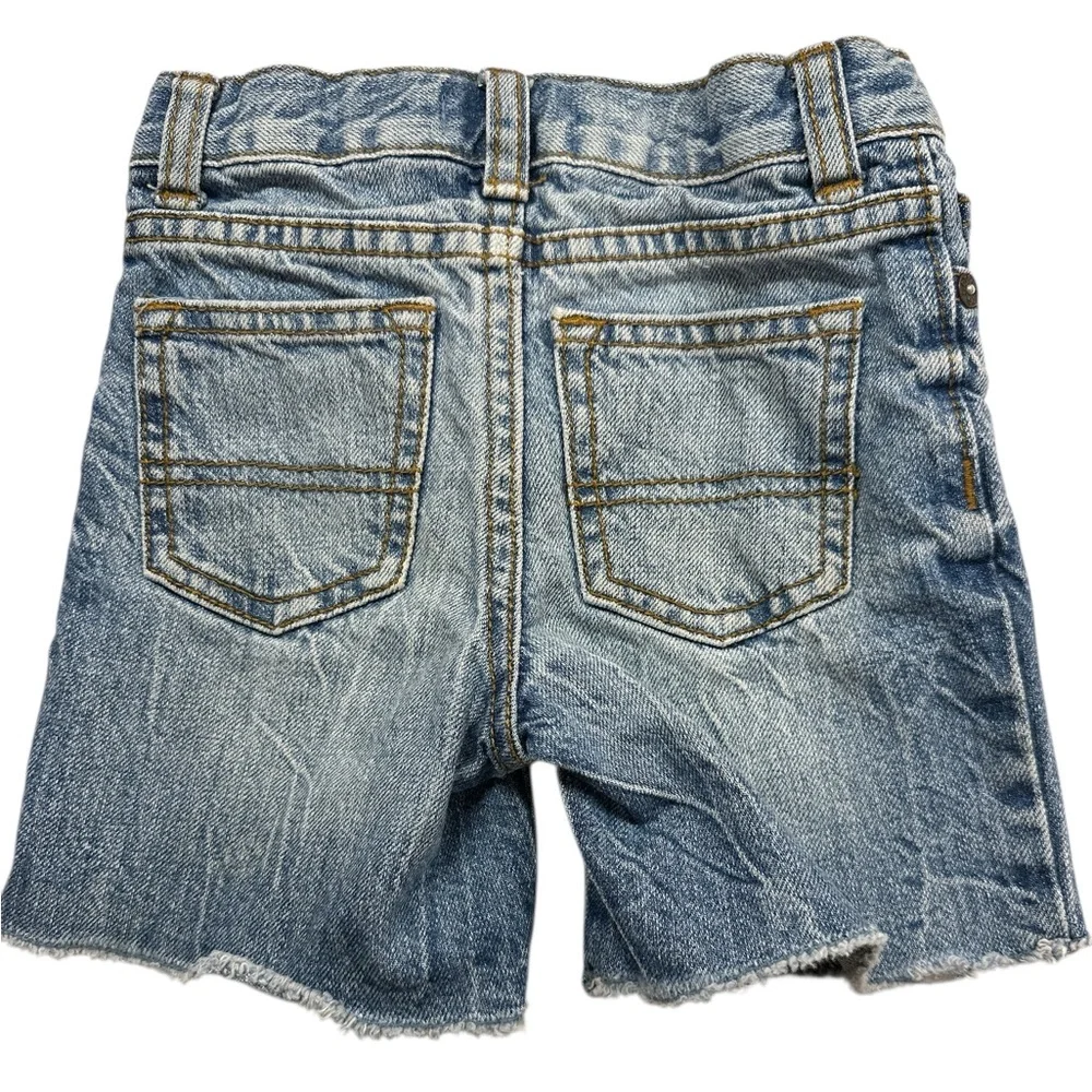 Oshkosh B’Gosh Genuine Article Five Pocket Distressed Mid-wash Boys Shorts 12-18